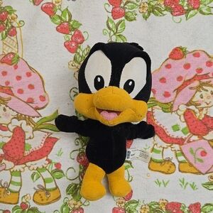 Vintage Looney Tunes Baby Daffy Six Flags Plush